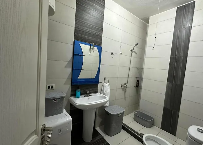 Albania,tirana,kamez