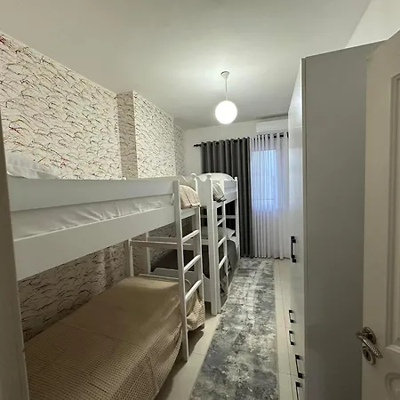 Albania,tirana,kamez * Kamëz