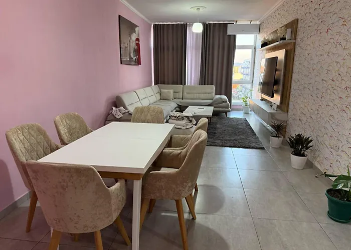 Albania,tirana,kamez Apartman Kamëz